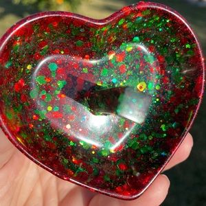 Super cute resin Christmas heart ring holder